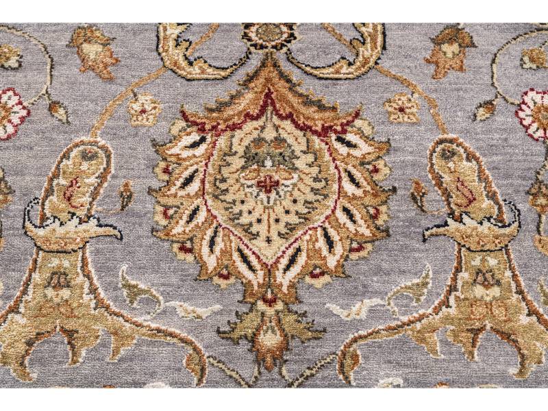 Hand Knotted Transitional Wool & Silk Carpet 7