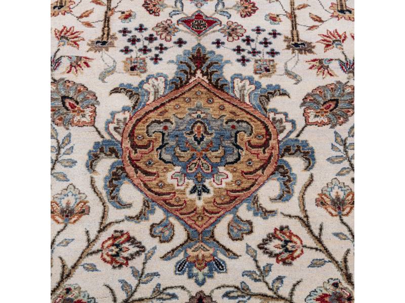 Hand Knotted Persian Carpets