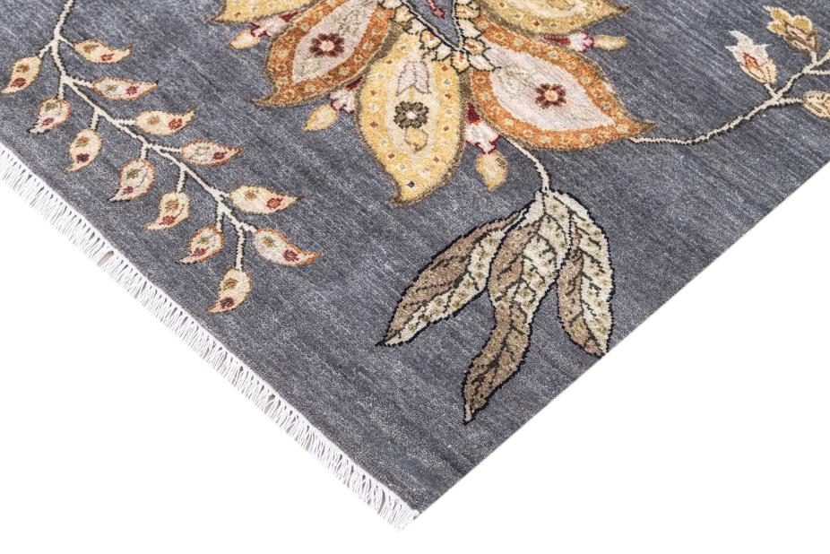 Hand Knotted Transitional Wool & Silk Carpet