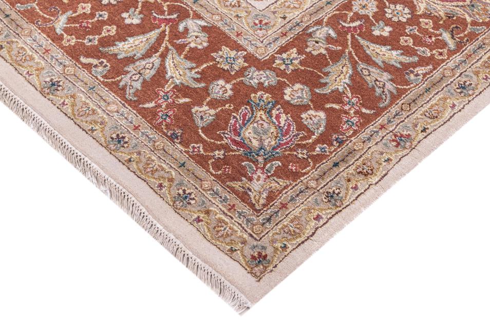 Hand Knotted Transitional Wool & Silk Carpet