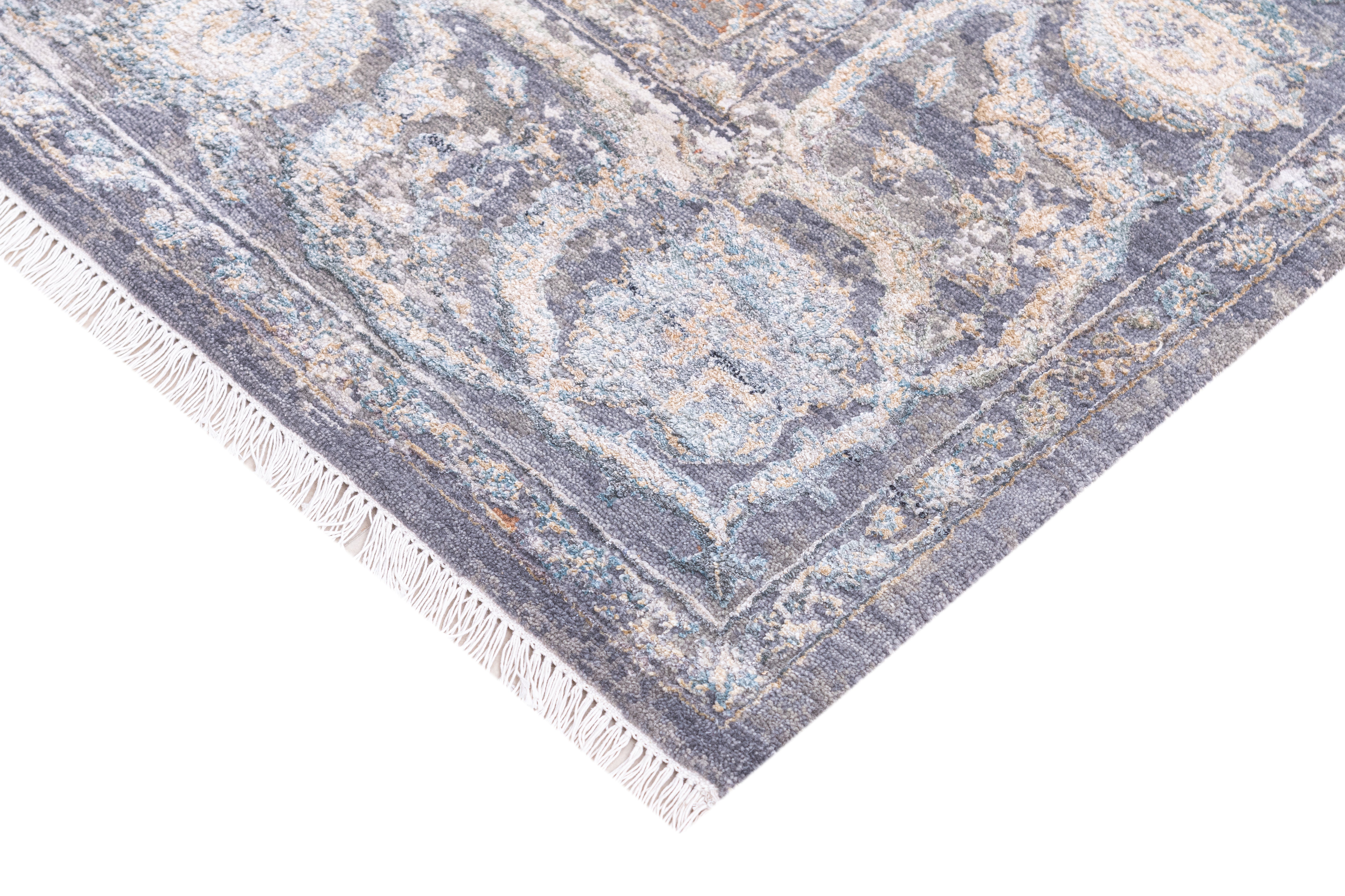 Hand Knotted Transitional Carpet