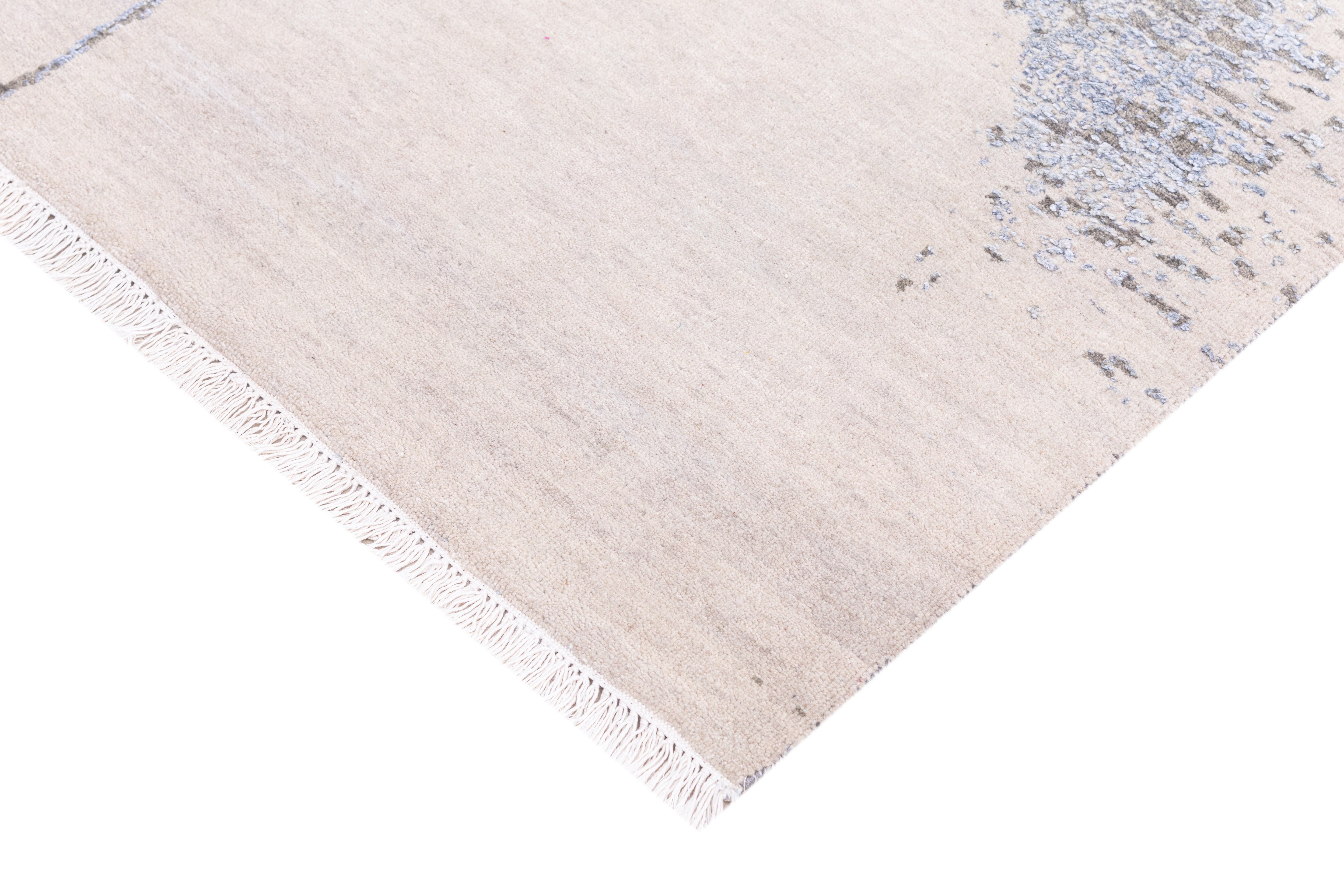 Hand Knotted Wool & Silk Carpet