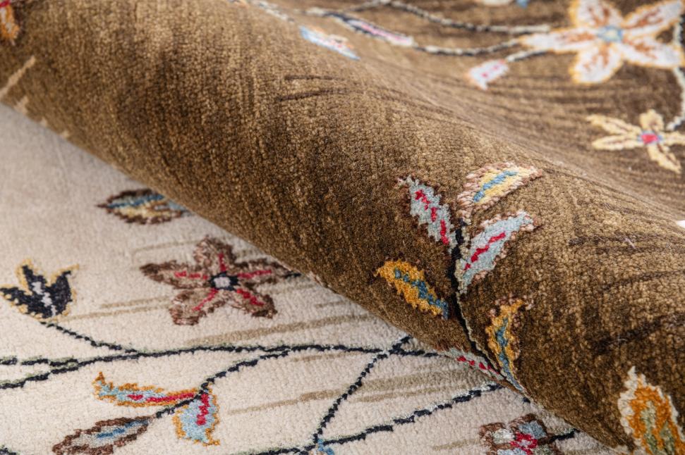 Hand Knotted Transitional Wool & Silk Carpet