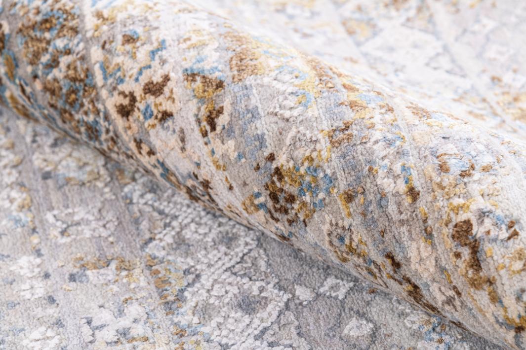 Hand Knotted Transitional Carpet