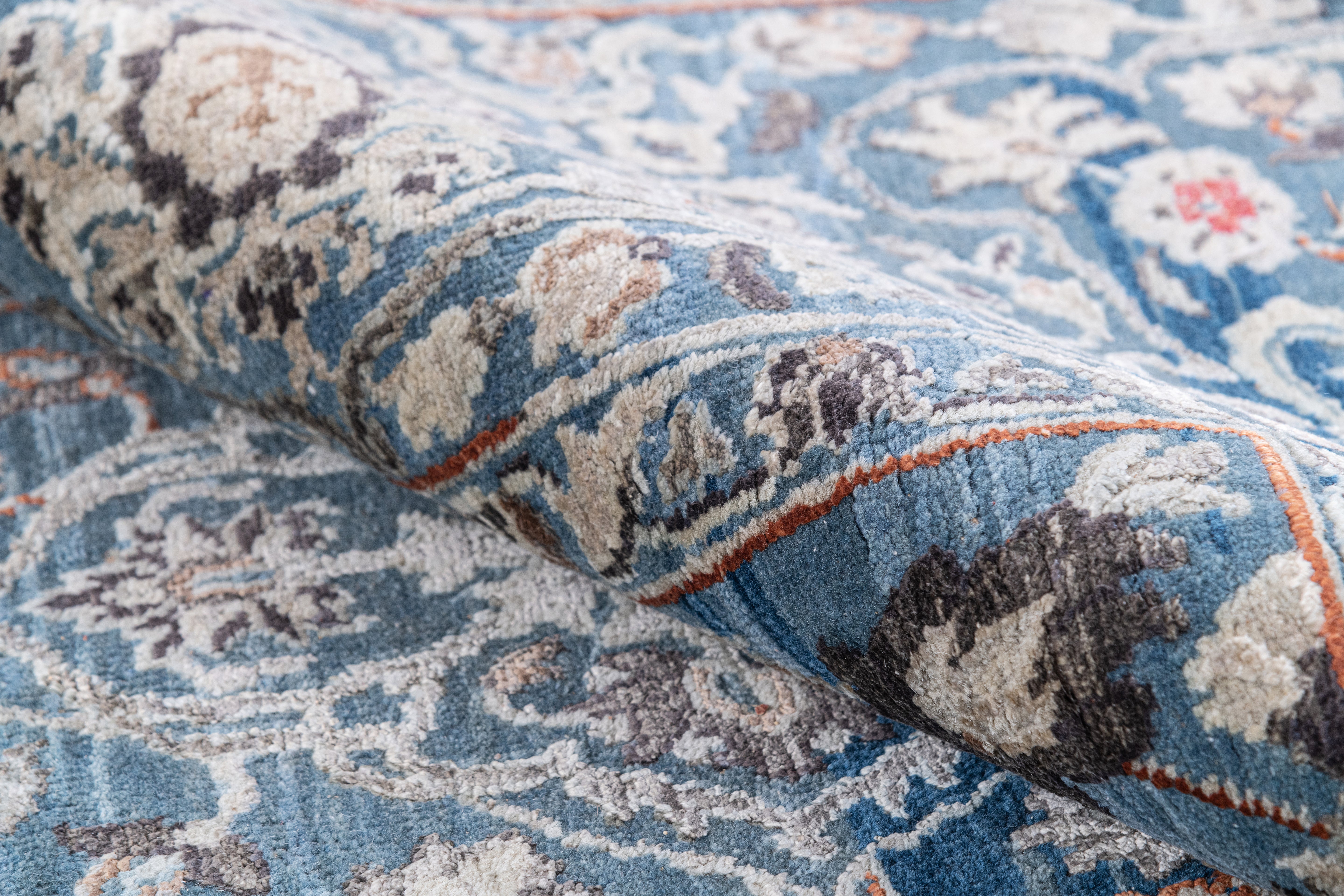 Hand Knotted Transitional Carpet