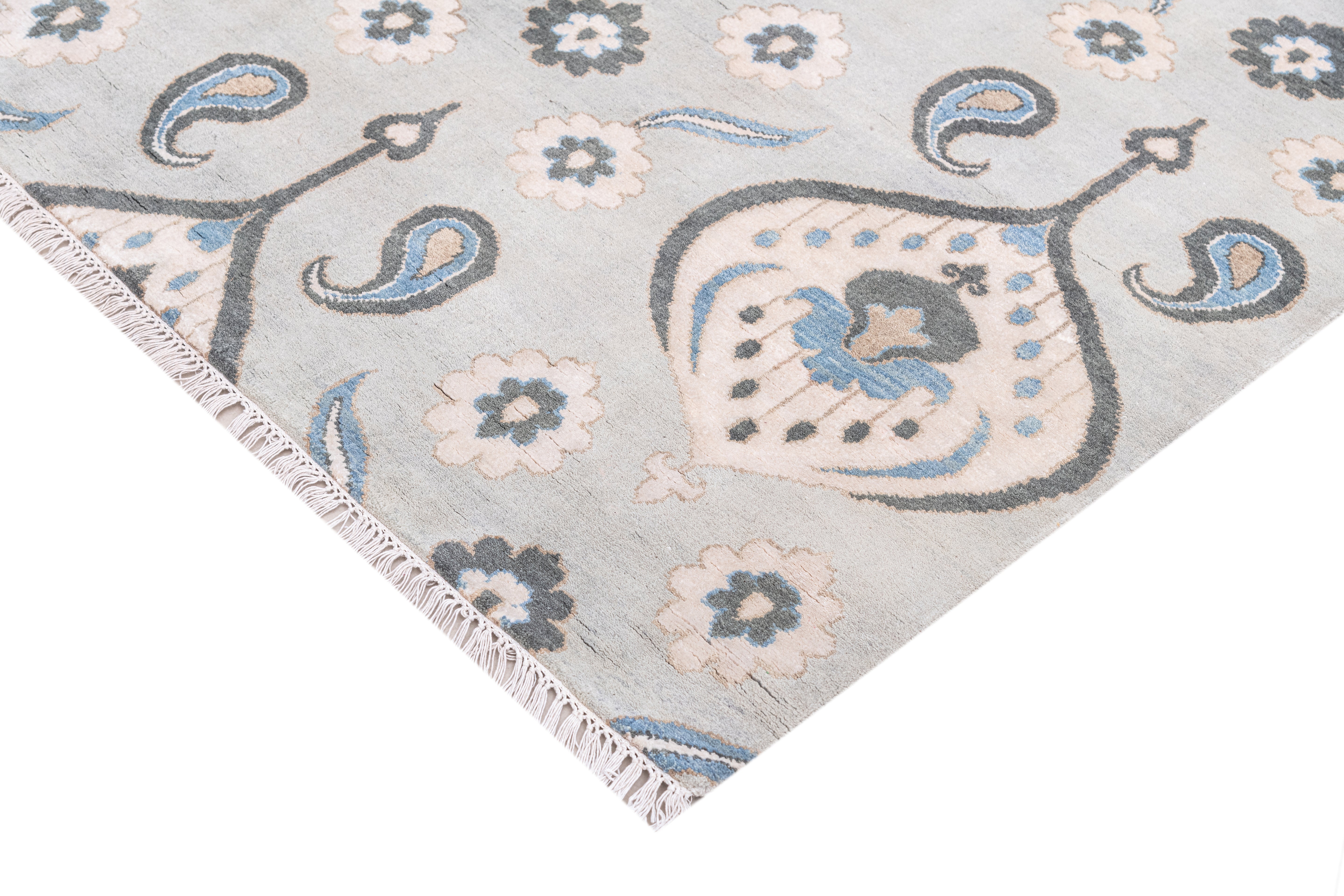 Hand Knotted Modern Contemporary Carpets