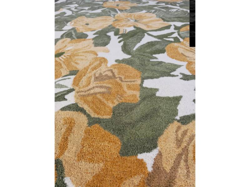 Hand Tufted Golden Meadow Rug